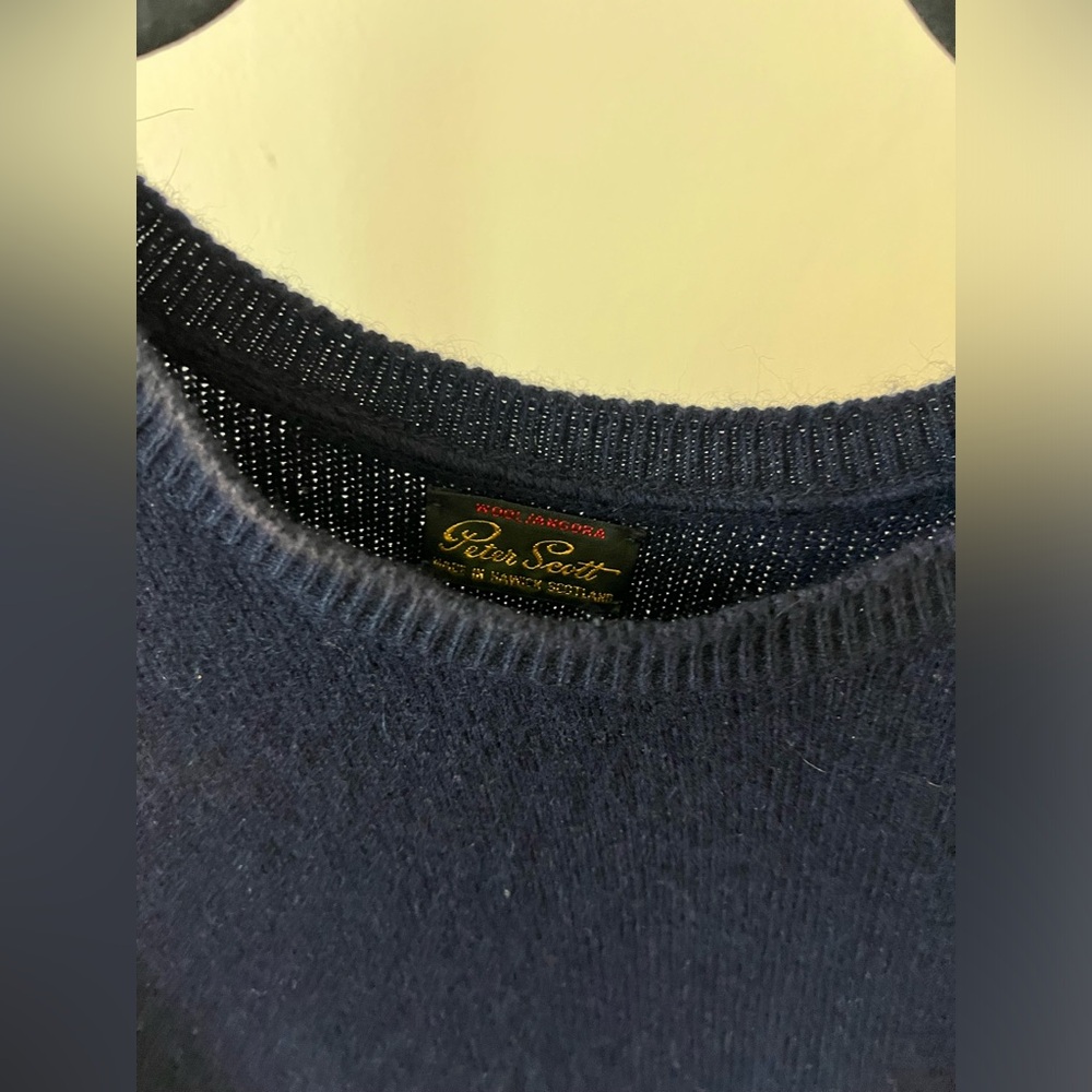 Men's Navy Sweater with Golfer Design - Picture 3 of 3
